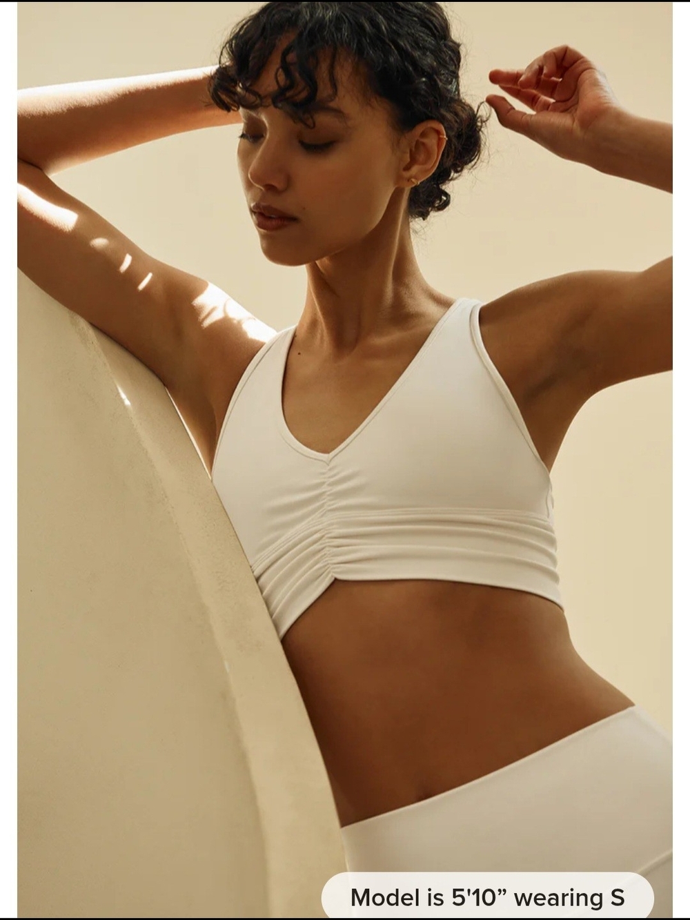 ALO 💎Yoga Ruched V-Neck Bralette in Cream
